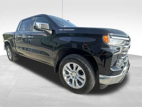 Used 2025 Chevrolet Silverado 1500 LTZ w/ Technology Package AWD/4WD image 8