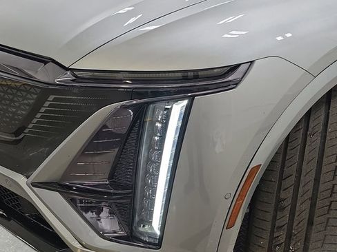 Used 2026 Cadillac Lyriq V image 31