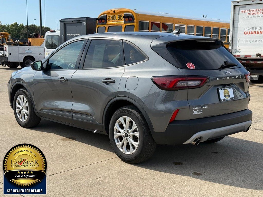 Used 2025 Ford Escape Active FWD image 7