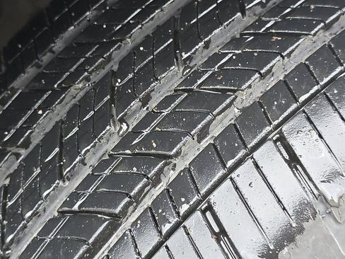 Used 2025 Kia Telluride SX Prestige image 12