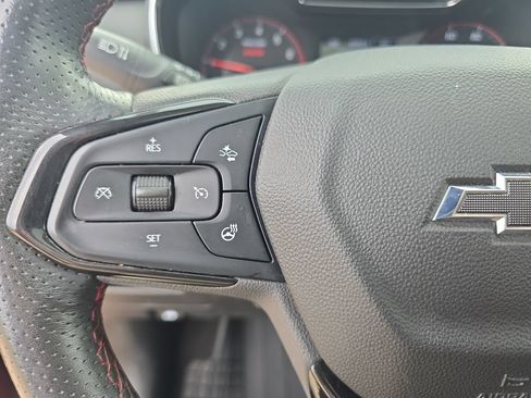 Used 2022 Chevrolet TrailBlazer RS w/ Sun and Liftgate Package FWD image 16