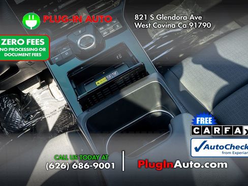 Used 2023 Subaru Solterra AWD image 21