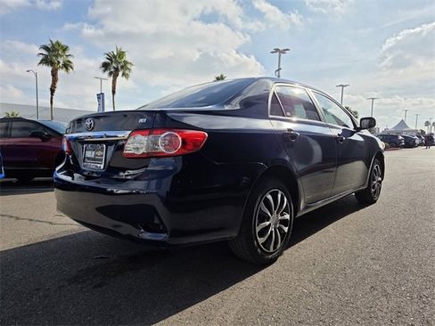 Used 2013 Toyota Corolla LE image 6