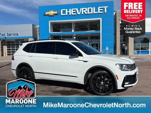 Used 2020 Volkswagen Tiguan SE R-Line image 1