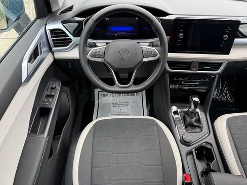 New 2026 Volkswagen Taos SE AWD/4WD image 33