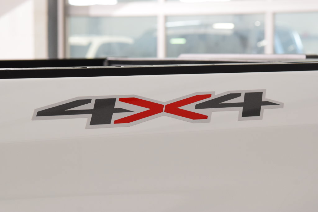 Used 2024 Chevrolet Silverado 1500 RST w/ Redline Edition AWD/4WD image 27
