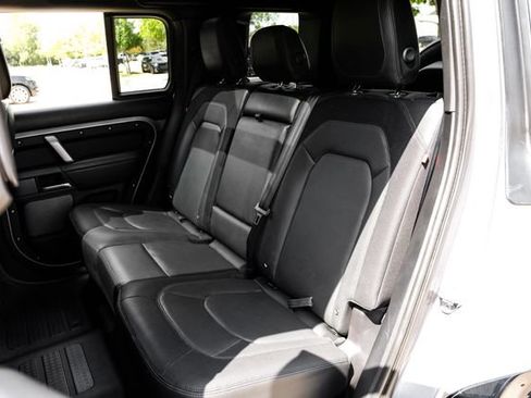 Used 2023 Land Rover Defender 110 X-Dynamic SE AWD/4WD image 52