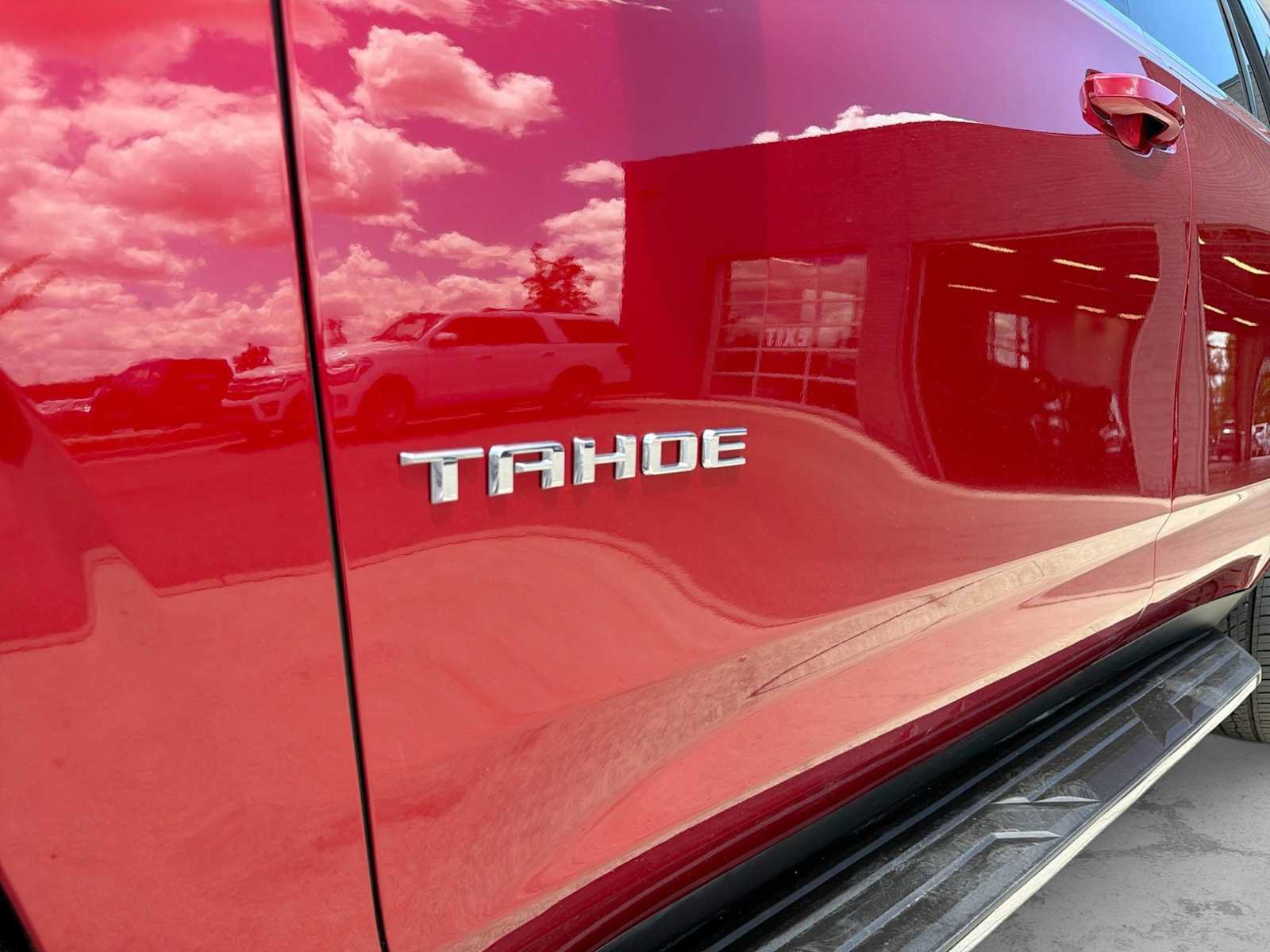 Used 2021 Chevrolet Tahoe LT AWD/4WD image 12