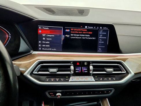Used 2022 BMW X5 xDrive40i w/ Premium Package image 18