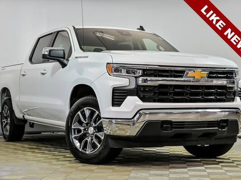 Used 2025 Chevrolet Silverado 1500 LT AWD/4WD image 1