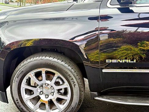 Used 2019 GMC Yukon XL Denali w/ Open Road Package image 5