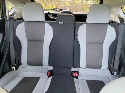 Used 2019 Subaru Crosstrek 2.0i Premium image 35