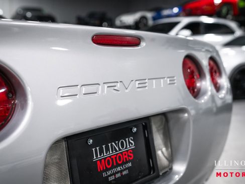 Used 1999 Chevrolet Corvette Convertible w/ Memory Pkg image 13