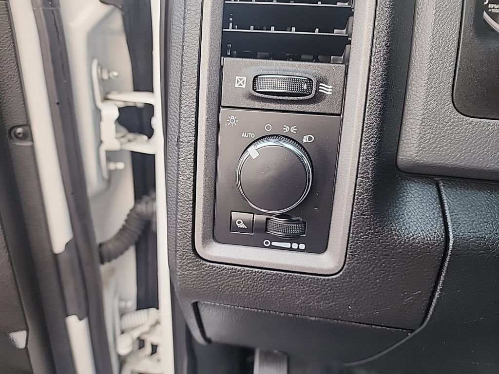 Used 2018 RAM 1500 Tradesman w/ Popular Equipment Group AWD/4WD image 14