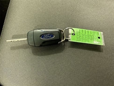 Used 2019 Ford F150 XLT w/ Trailer Tow Package image 12