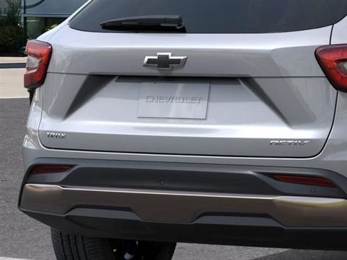 New 2025 Chevrolet Trax ACTIV w/ Driver Confidence Package image 14