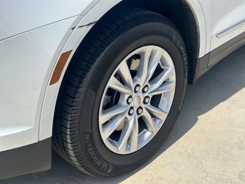 Used 2022 Cadillac XT5 Luxury FWD image 9