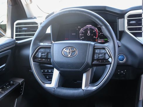 Used 2023 Toyota Sequoia Limited AWD/4WD image 18
