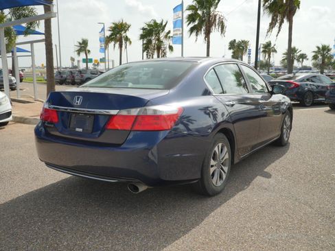 Used 2013 Honda Accord LX image 3
