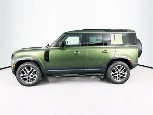 New 2026 Land Rover Defender 110 S image 8