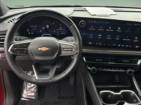 Used 2025 Chevrolet Traverse High Country w/ LPO, Floor Liner Package image 9