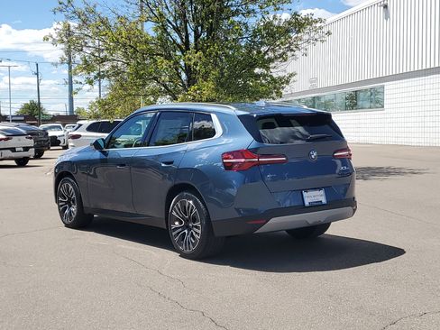 New 2026 BMW X3 xDrive30 w/ Premium Package AWD/4WD image 2