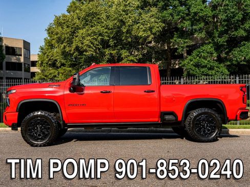 Used 2024 Chevrolet Silverado 2500 LTZ w/ LTZ Plus Package AWD/4WD image 9