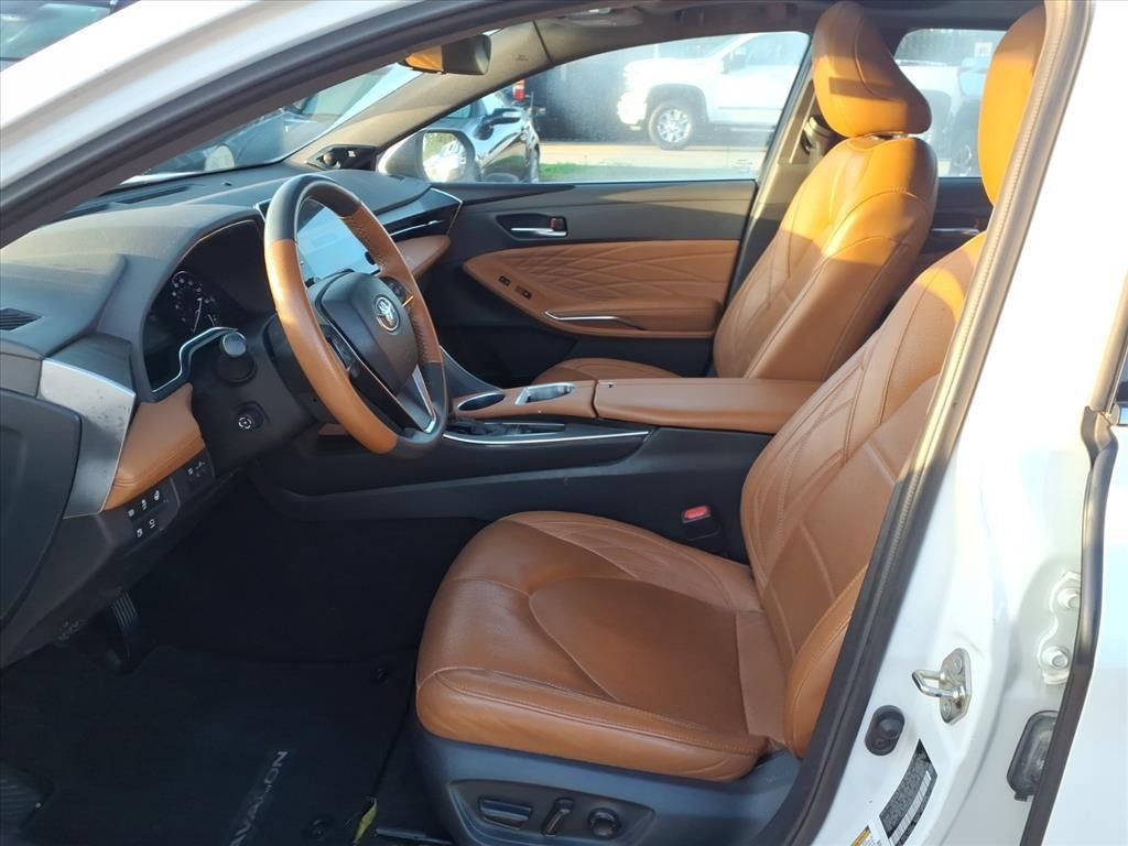 Used 2020 Toyota Avalon Limited w/ Advanced Safety Package FWD image 19