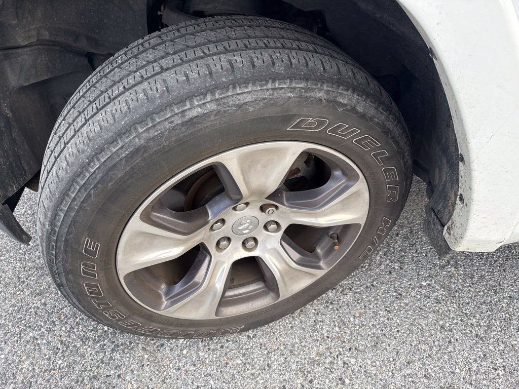 Used 2020 RAM 1500 Laramie AWD/4WD image 13