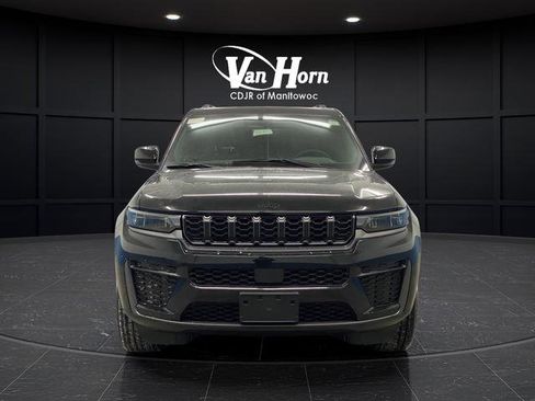 New 2026 Jeep Grand Cherokee Altitude AWD/4WD image 12