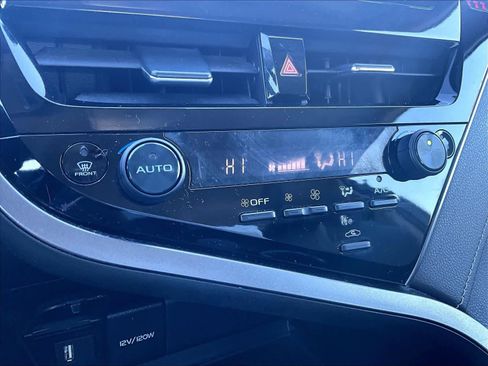 Used 2023 Toyota Camry SE image 26