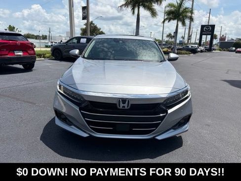 Used 2022 Honda Accord Touring image 2