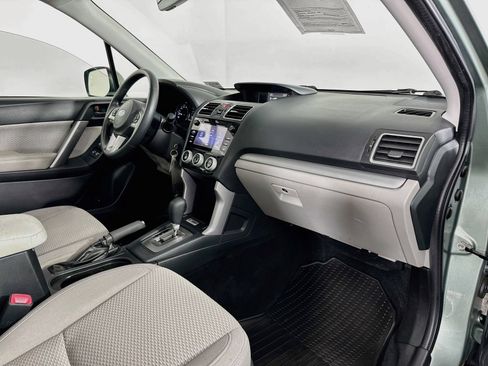 Used 2017 Subaru Forester 2.5i Premium AWD/4WD image 28