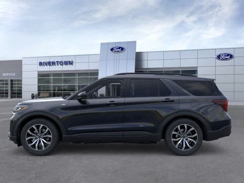 New 2026 Ford Explorer ST-Line RWD image 3