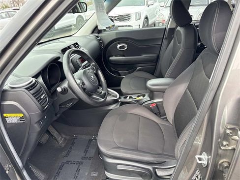 Used 2015 Kia Soul Base image 14