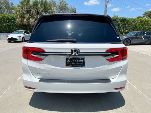 Used 2024 Honda Odyssey EX-L image 6