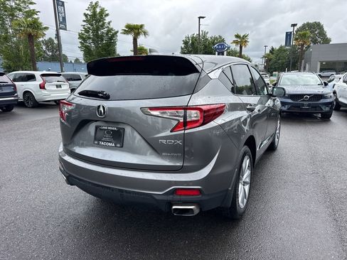 Used 2024 Acura RDX SH-AWD image 7