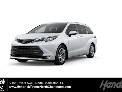 New 2026 Toyota Sienna Limited