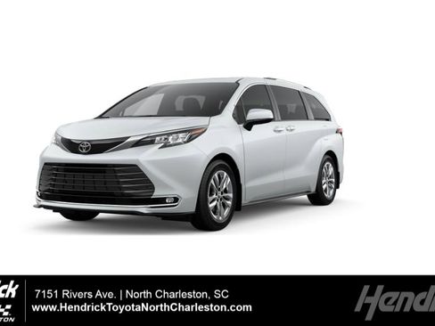 New 2026 Toyota Sienna Limited FWD image 1