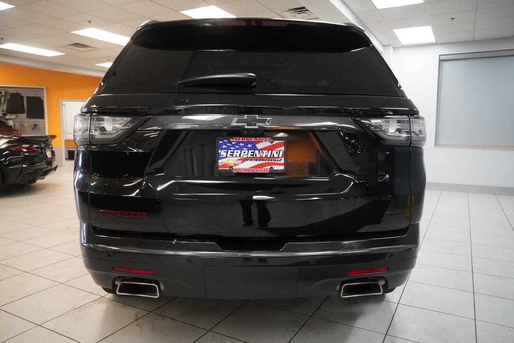 Used 2021 Chevrolet Traverse Premier w/ Redline Edition AWD/4WD image 21