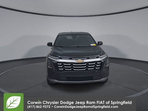 Used 2026 Chevrolet Equinox LT FWD image 5