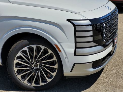 New 2026 Hyundai Palisade Calligraphy image 3
