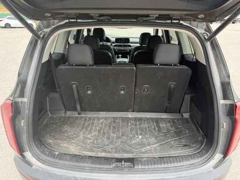 Used 2022 Kia Telluride EX w/ EX Premium Package FWD image 9