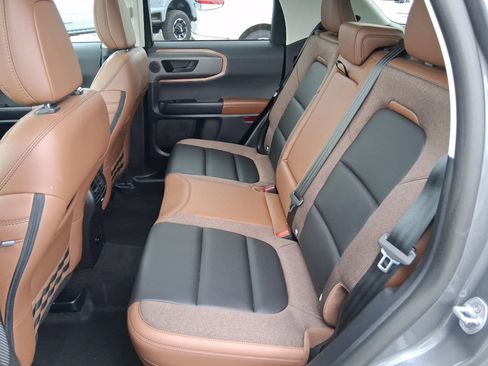 Used 2025 Ford Bronco Sport Outer Banks w/ Outer Banks Tech Package+ image 11