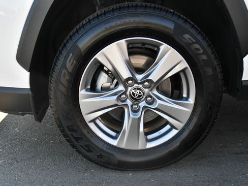 Used 2024 Toyota RAV4 XLE image 12