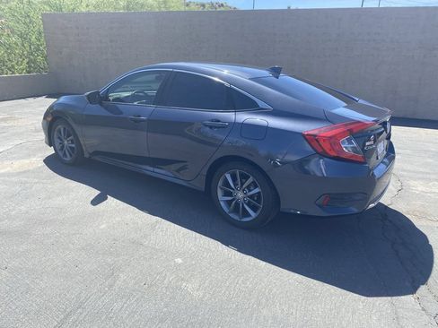 Used 2019 Honda Civic EX image 2