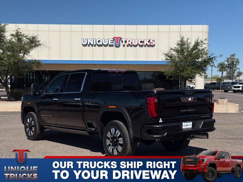 Used 2024 GMC Sierra 2500 Denali w/ Denali Reserve Package AWD/4WD image 7