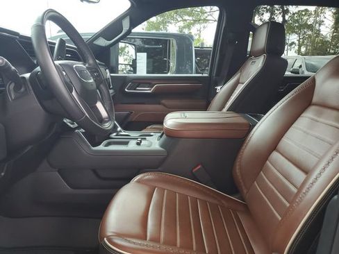 Used 2025 GMC Sierra 2500 Denali Ultimate w/ Max Trailering Package AWD/4WD image 19