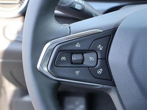 Used 2025 Chevrolet Trax ACTIV w/ Driver Confidence Package image 31