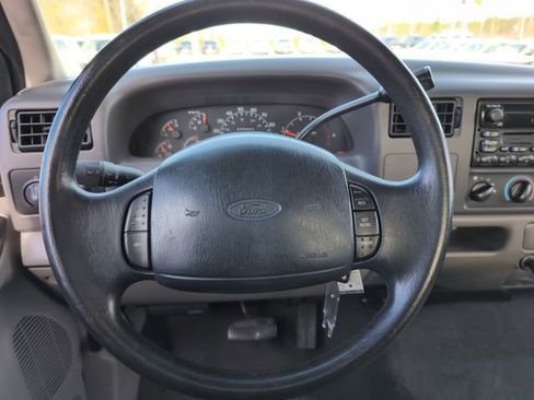 Used 2001 Ford F350 2WD Crew Cab DRW Super Duty image 23